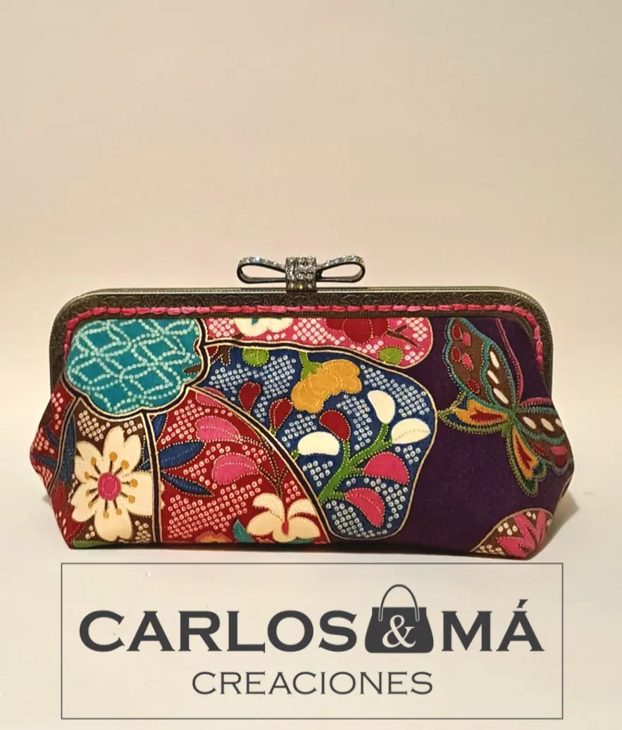 BOLSO DE MANO