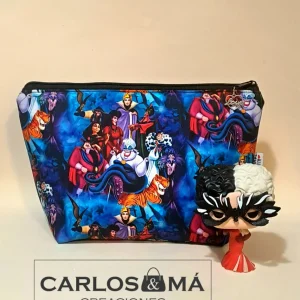 NECESER VILLANOS DISNEY